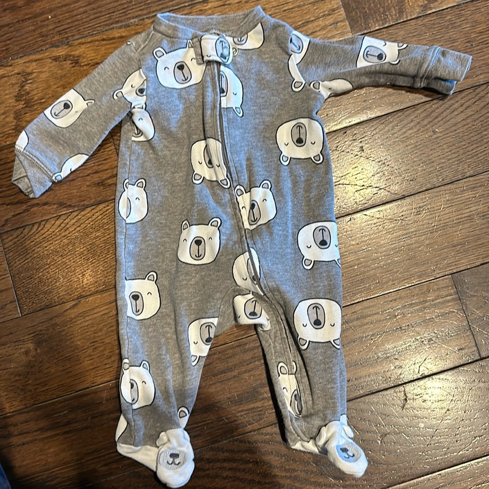 Carter’s bear pj